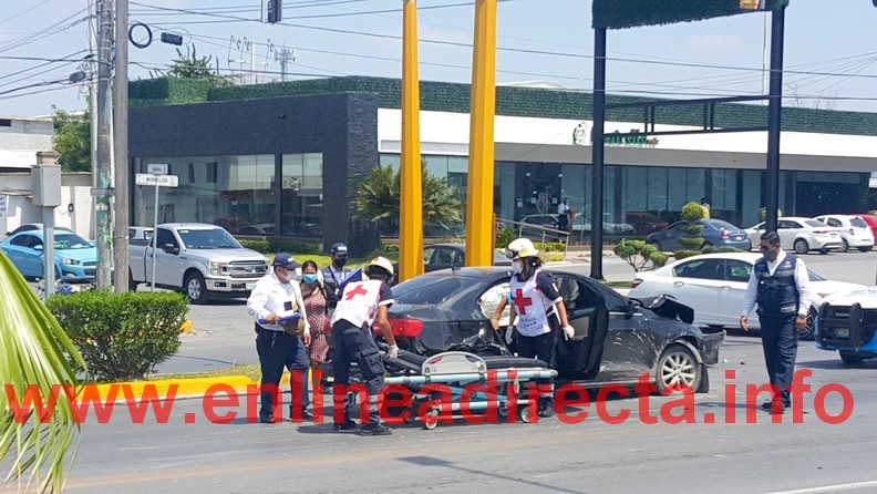 Choque Deja Da Os Materiales Y Una Persona Lesionada En Boulevard