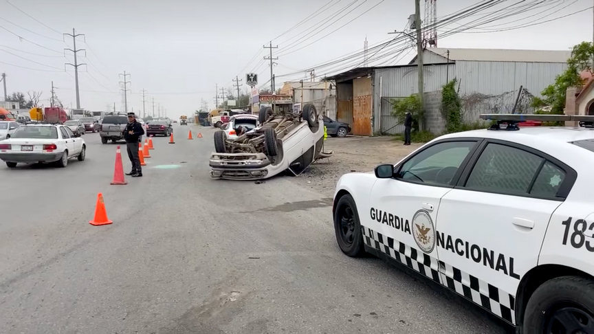 Volcadura De Unidad Deja Solo Da Os Y Caos Vehicular Enl Neadirecta Info