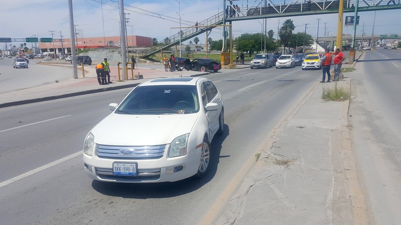 Aparatoso accidente vial deja daños y lesionados sobre el boulevard