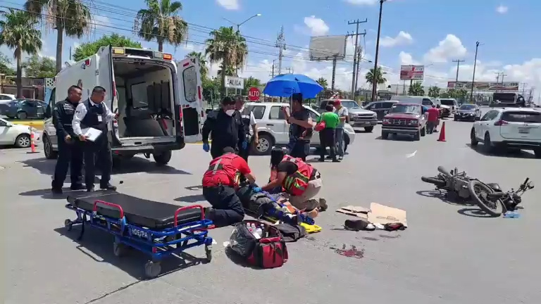 Accidente deja una persona lesionada daños y obstrucción vehicular