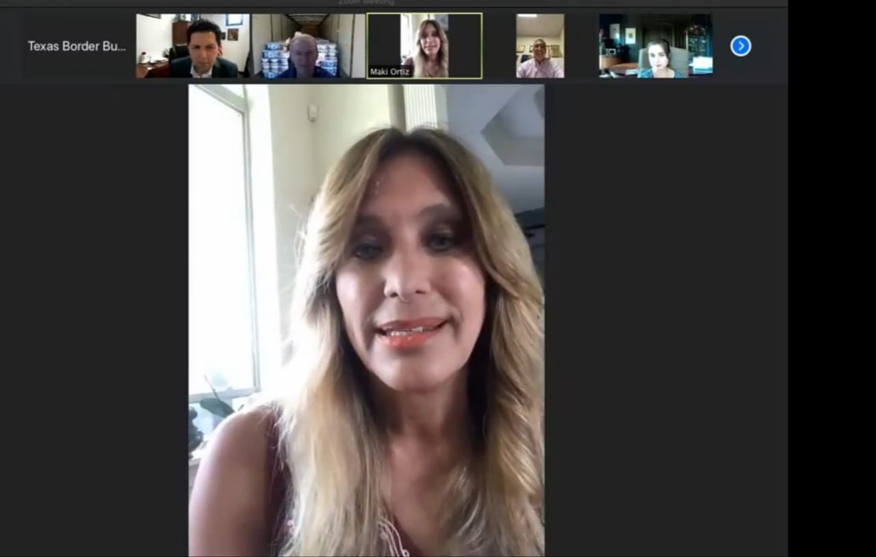 Dona McAllen dos tráileres de agua purificada para damnificados de Reynosa