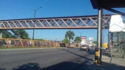  Autoridades de la UAT confían que Magda Peraza  los apoye con el mantenimiento al puente peatonal 