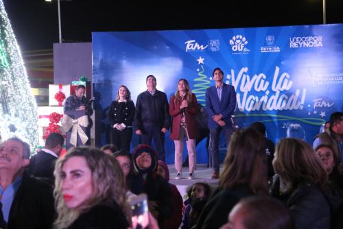 Participa Maki Ortiz en Viva la Navidad Tamaulipas