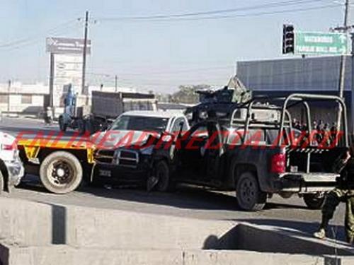 Accidente vial deja cinco lesionados y daños materiales