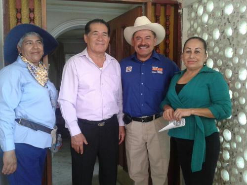 Gloria González de Arias con Aranda