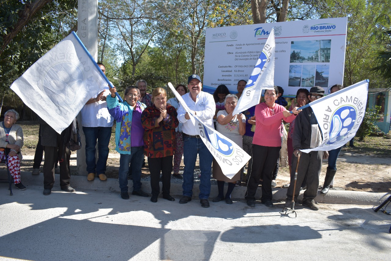 Arranca instalación de alumbrado píºblico