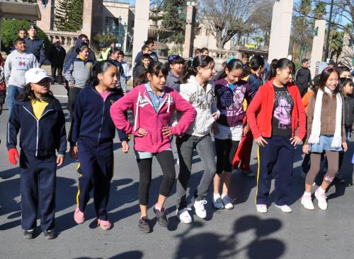 Benjamín Galván convoca a participar en la Carrera Atlética de la Constitución