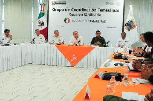 Caen 20 presuntos delincuentes por armas, drogas, dinero y secuestro