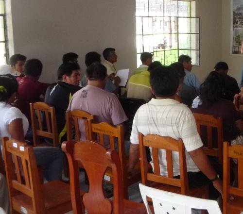 La “Generala” lita garza, obliga a empleados de presidencia usar uniforme o causaran baja