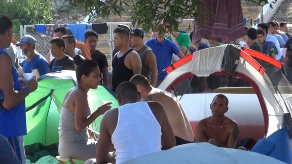 Contratan maquiladoras de Matamoros a obreros