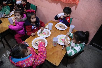 Entrega DIF Tamaulipas desayunos calientes a estancias infantiles en  comedores para niños menores de 5 años | EnLí
