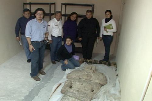 Trasladan la Diosa “Ixcuina” al Ayuntamiento de Altamira.