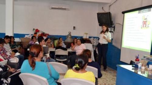 Participan maestros de Reynosa en Taller de Enseñanza de las Ciencias