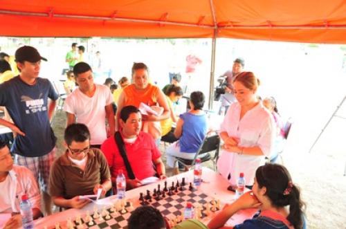 Organiza el IMAJ oferta educativa a nivel profesional “Expo Estudia 2013”.