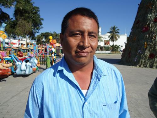 387 empleados municipales recibieron pago de aguinaldo