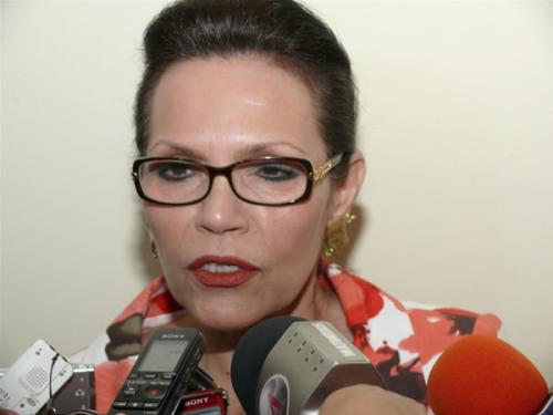 Opera Contraloría la línea 070 en periodo vacacional