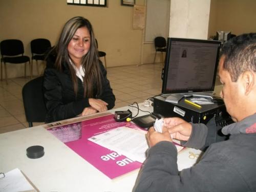 Generalizada entrega de nuevas credenciales en IFE