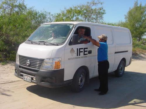 Pescadores de Higuerillas tienen hasta el 15 de enero para renovar su credencial de IFE