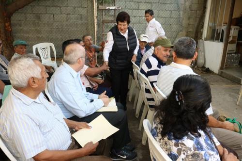 Supervisa Magdalena Peraza pago del impuesto predial en la Delegación de la Zona Norte