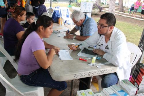 Apoya gobierno de Tampico economía de las familias de las colonias Tamaulipas y Guadalupe Victoria