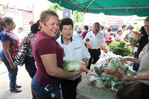 Anuncia alcaldesa de Tampico pavimentación de la calle Daniel Maldonado de la colonia Garza Leal