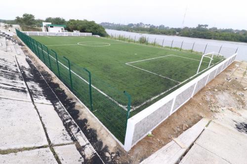 Supervisa Magdalena Peraza obras en la colonia 2 de junio