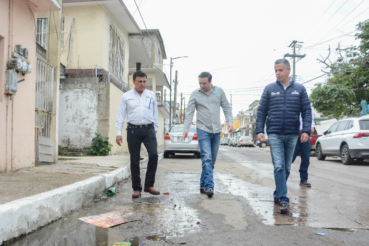 Atienden Chucho Nader y COMAPA Rezago en la Reposición de Pavimento y Fugas de Agua