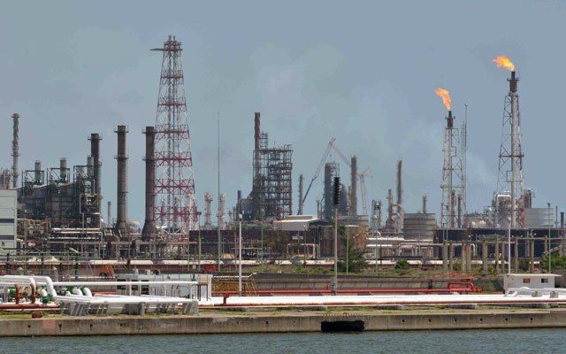 Madero pide a Pemex apoyo para el arreglo de vialidades