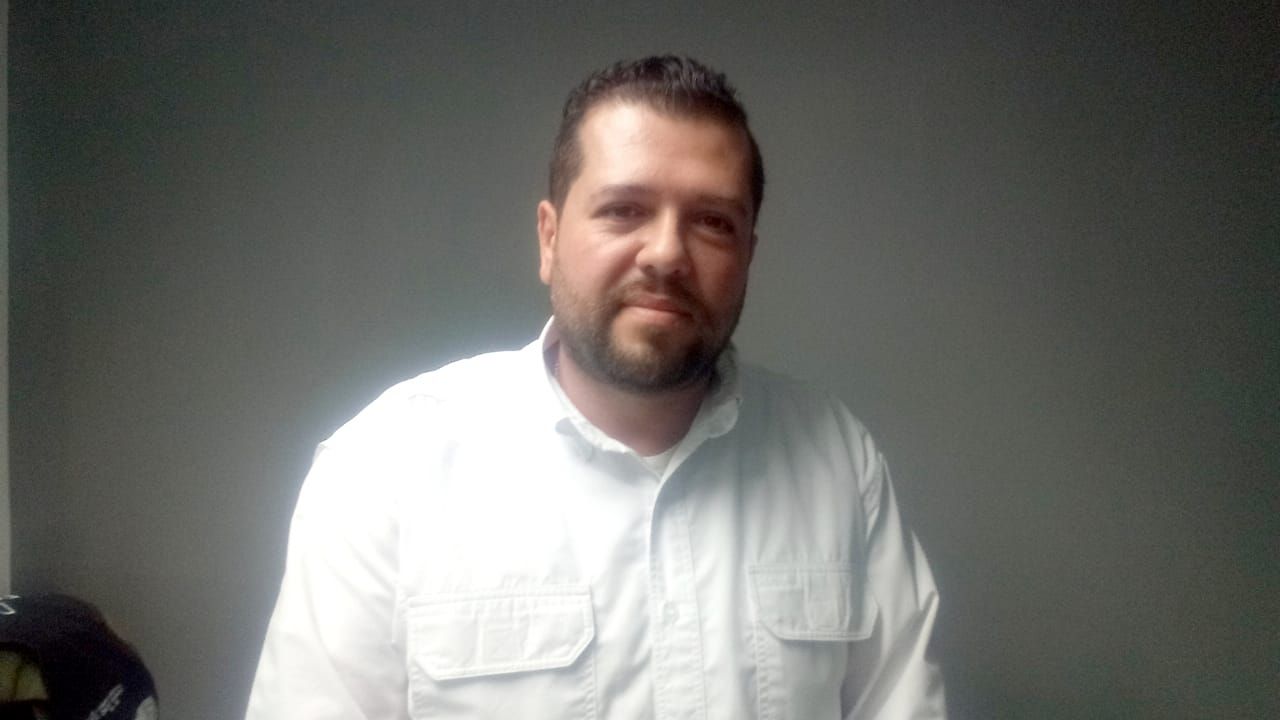 Retira dirección de ingresos de Madero a informales instalados fuera del IMSS.
