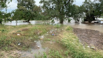 Poblado Moquetito bajo el agua tras desborde de drenes