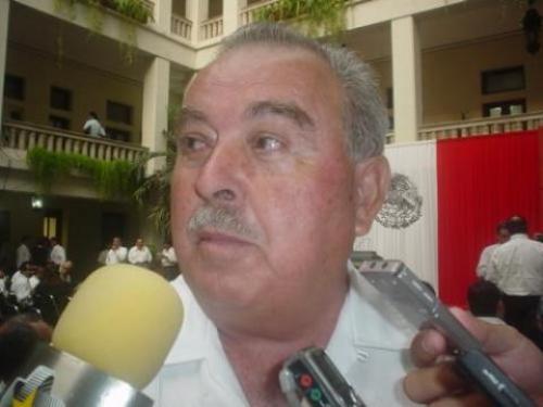 Esperan maestros respuesta favorable