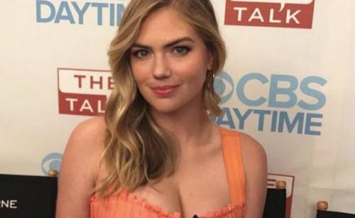 Kate Upton hace serias acusaciones contra directivo de Guess