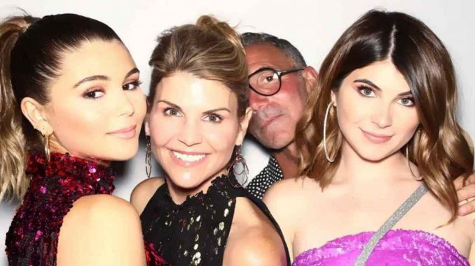Lori Loughlin y Mossimo Giannulli pidieron a Olivia Jade œno hablar con consejero escolar