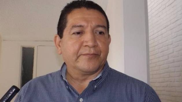 Padres de familia se quejan de agendas ideológicas de género