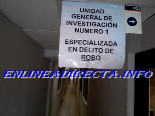 Sujeto denuncia robo de su unidad
