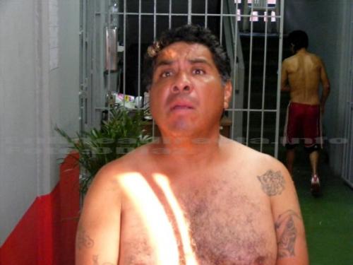 Amenaza a su cuñado y ocasiona daños en vivienda