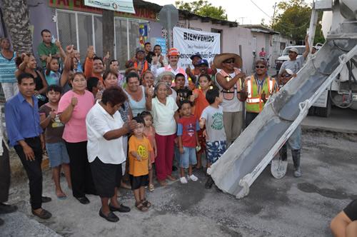 Bachean la colonia Mirador
