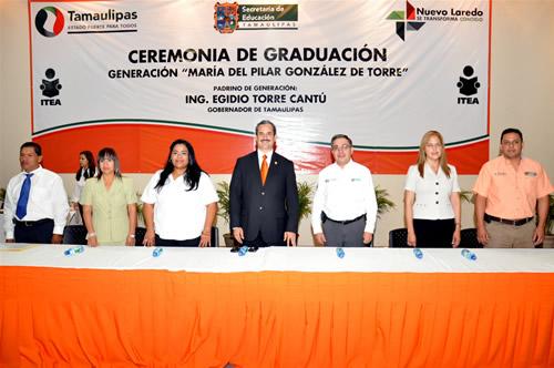 Gradúan 560 adultos del ITEA-Generación María del Pilar González de Torre