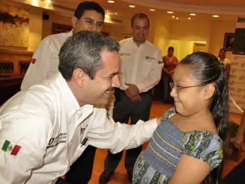 Mejora Ayuntamiento visión de niña