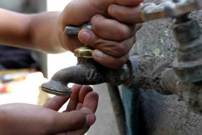 Diputado minimiza problema del agua en Victoria