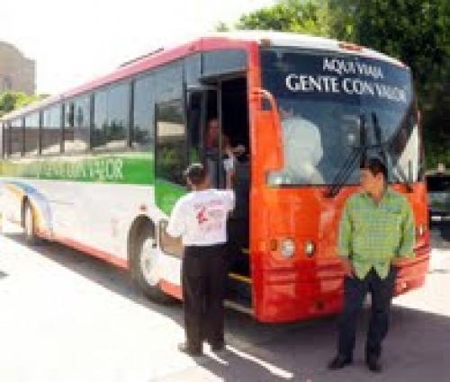 Tiende Nuevo Laredo apoyo a ciudad Anáhuac, Nuevo León