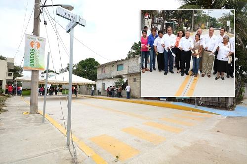 Entrega Gustavo Torres calles por más de 8 millones de pesos