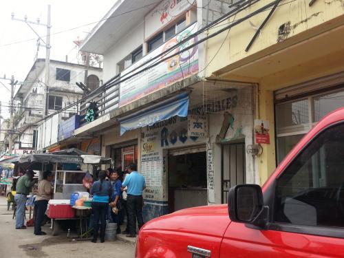 Pide comercio formal a la autoridad otorgar pocos permisos a vendedores foráneos