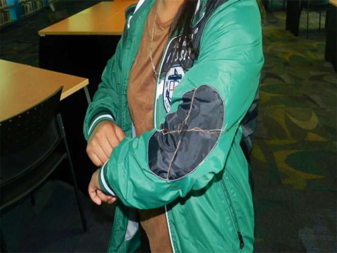 Inventan la chamarra perfecta y la controlas desde tu teléfono