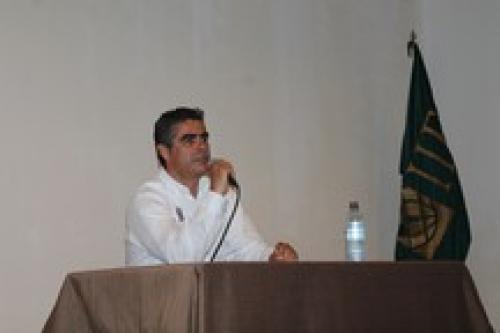 Universitarios se suman a proyecto de Chuma