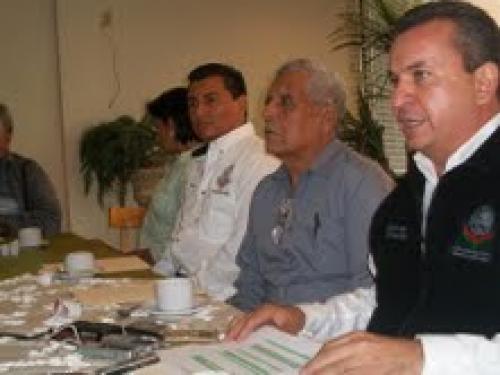 Proponen mayores recursos para programas sociales