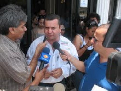 iPad será donado a la UAT-Río Bravo: Edgar Melhem