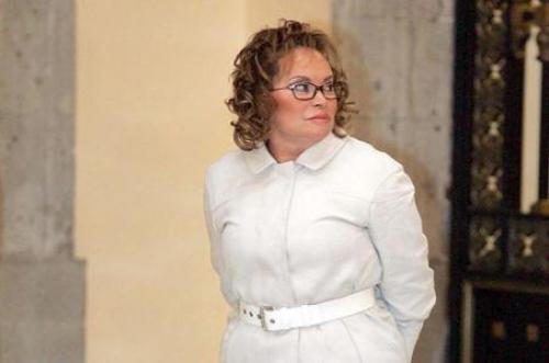La maestra presenta pruebas a su favor