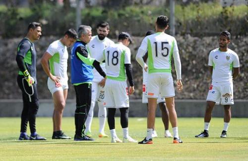 FIFA condena a Chiapas a pagar deuda a Vélez Sarsfield