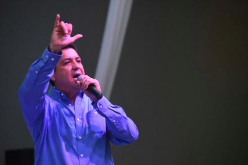 Y despertaron y el dinosaurio ya no estaba ahí